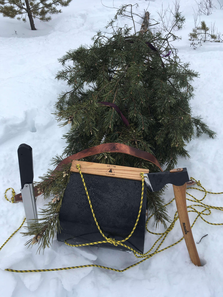 Hultafors Qvarfot - Felling Axe - Saw toboggan pine - Lure of the North Outfitters