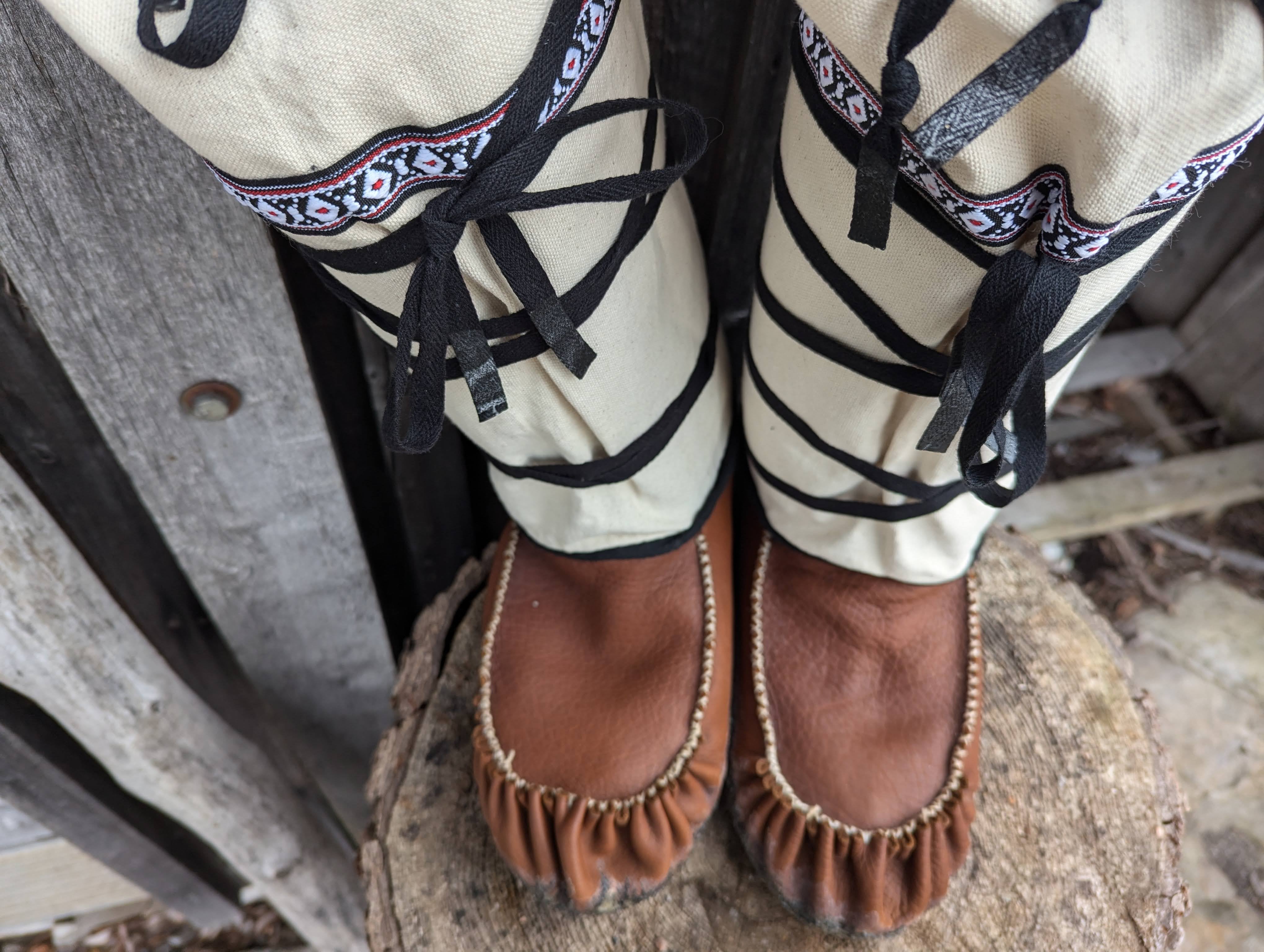 Winter Moccasins DIY Kit (Canvas Uppers) – Lure of the North